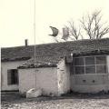 32 1961 62 ferme brussais drapeau en berne pour nos camarades morts